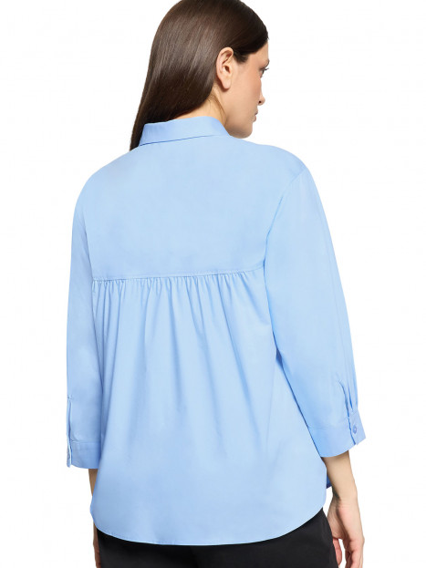 Skjorta himmelsblå från Betty Barclay