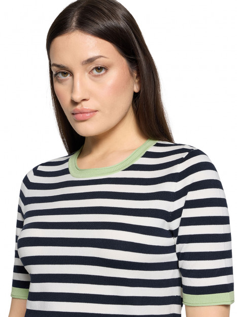 Finstickad topp randig från Betty Barclay