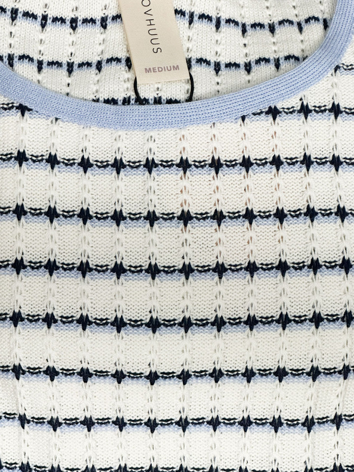 Mönsterstickad tröja vit/blå rand...