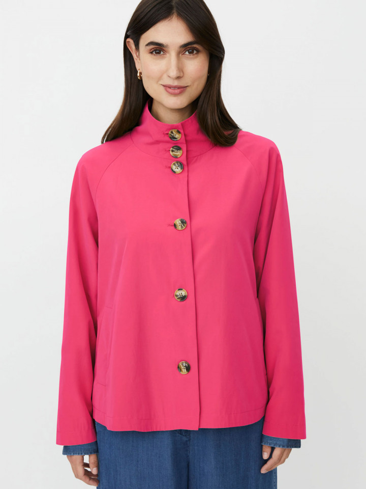 Vårjacka Tynna cerise från Masai