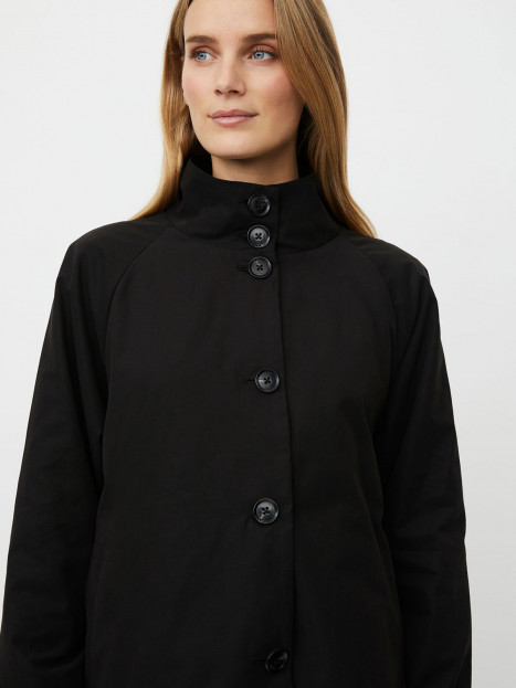 Vårjacka Tynna svart från Masai