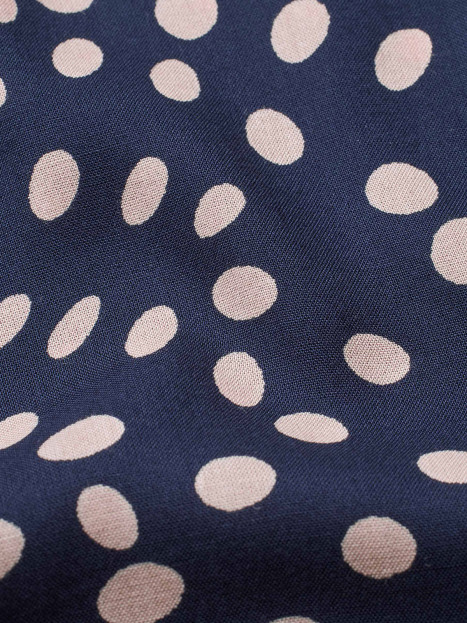 Klänning Nokolo marin prick från Masai