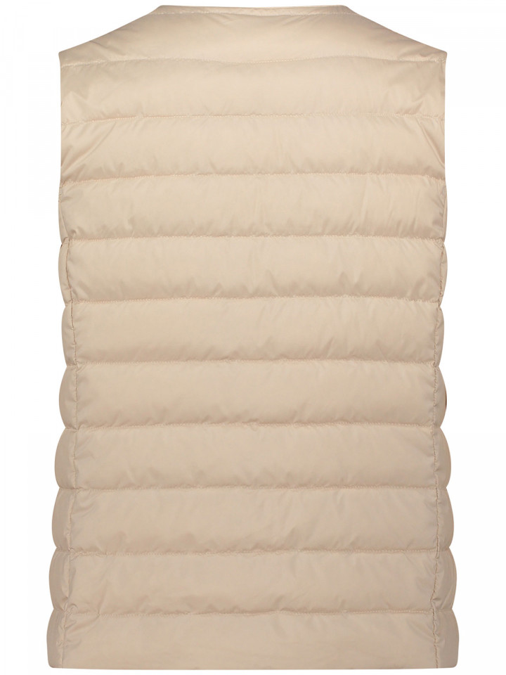 Lättdunsväst sand från Betty Barclay