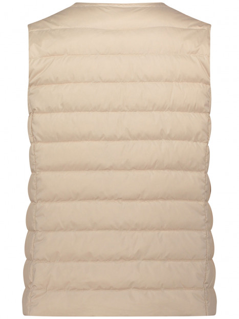 Lättdunsväst sand från Betty Barclay