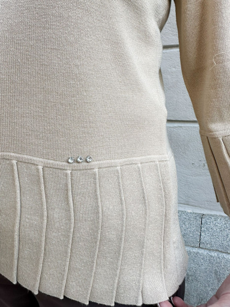 Finstickad tröja med Peplum Sand från Micha