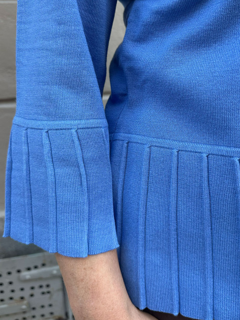 Finstickad tröja med Peplum Blå från Micha 2