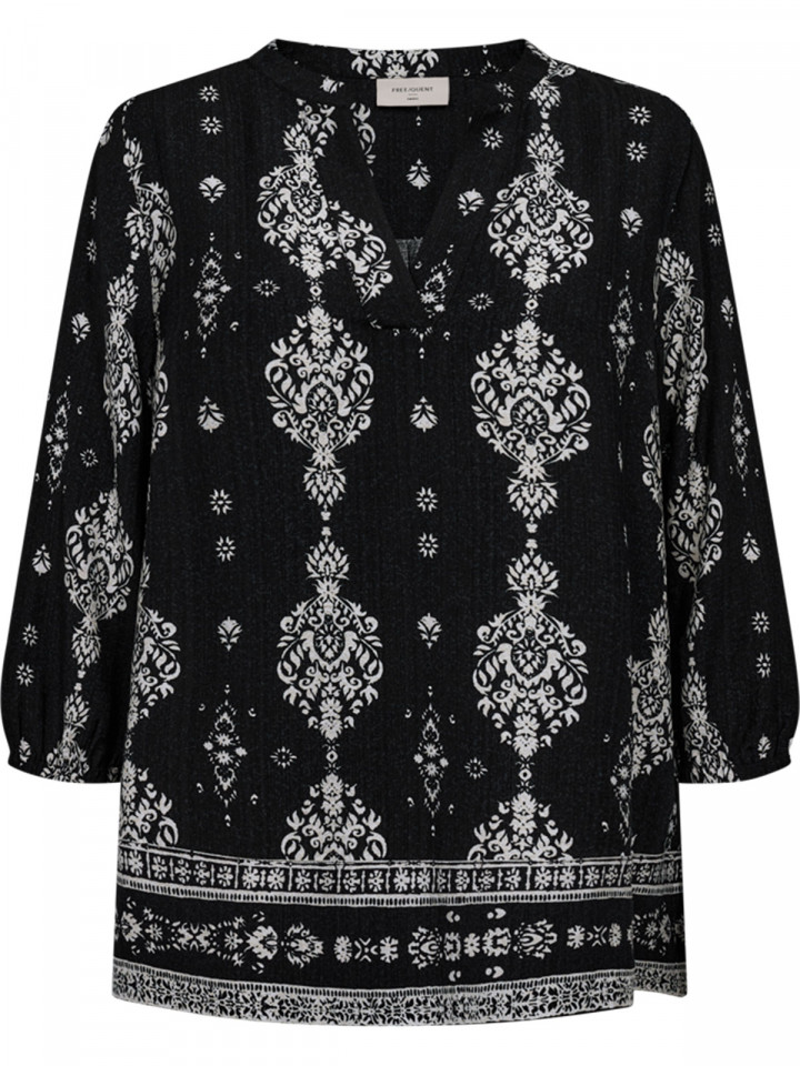 Blus Tilly svart från FreeQuent