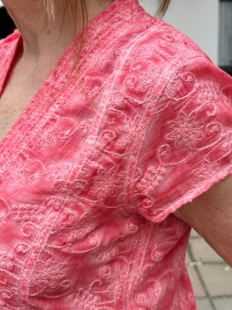 Klänning Daria korall från Gossip