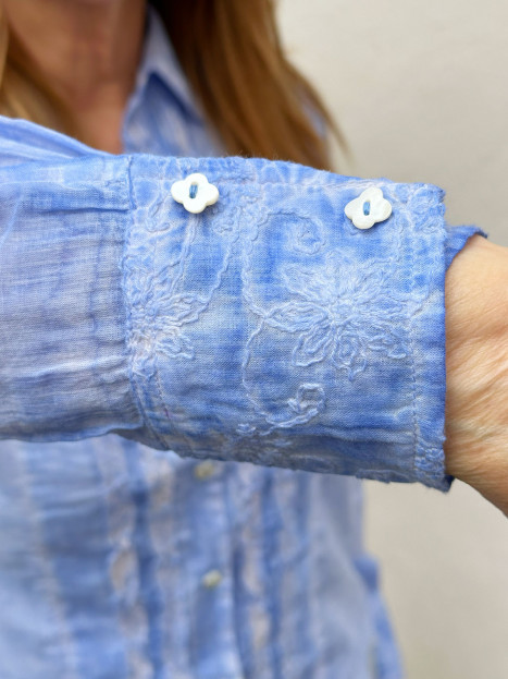 Bomullsblus Devy himmelsblå från Gossip