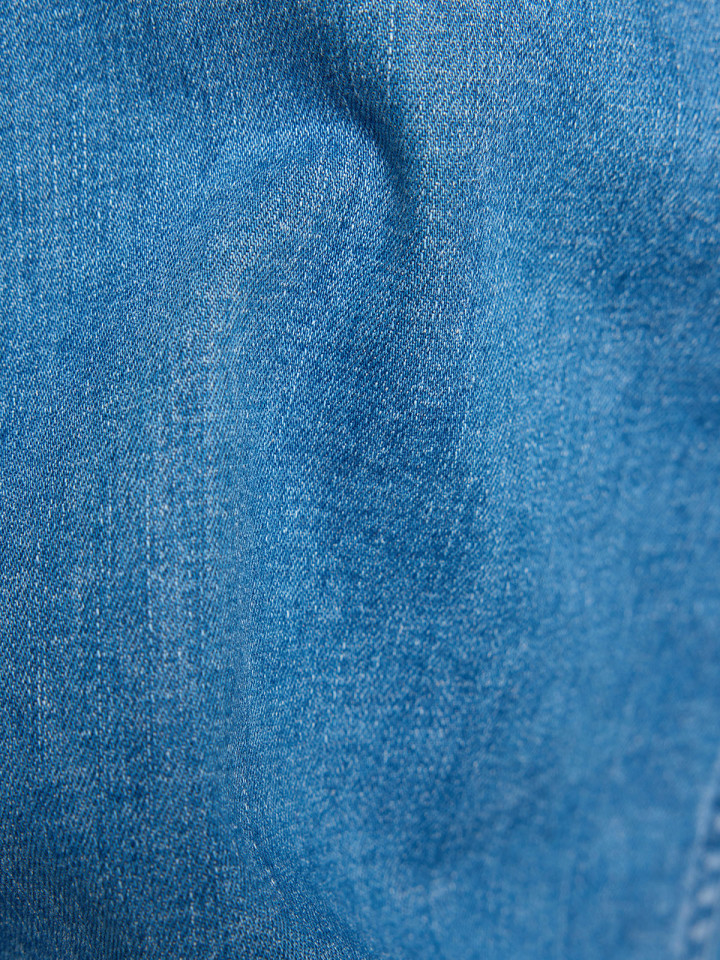 Jeansjacka med brodyr blå från Rabe