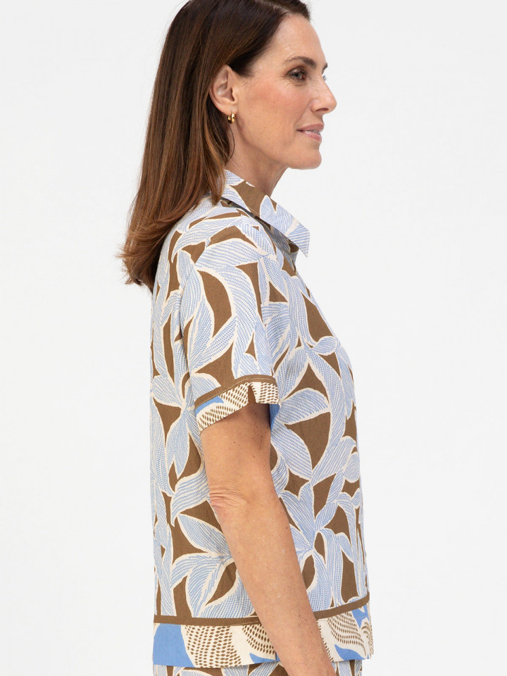 Kortärmad blus blå/mullvad från Bianca