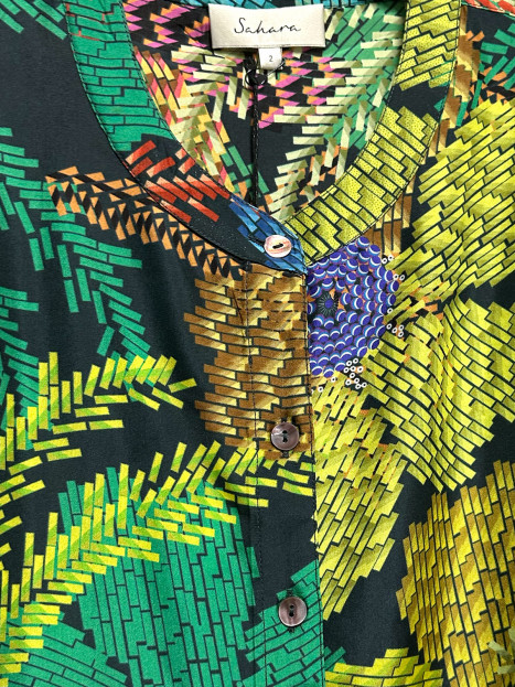 Sidenblus pixel petals från Sahara