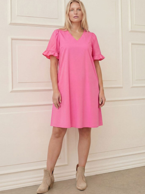 Klänning Sigga Flounce rosa från Isay