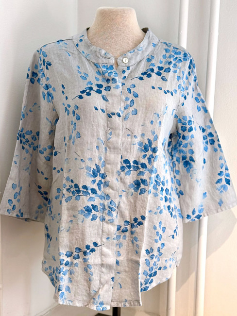 Linneblus ljusgrå med blå blad från Blueberry