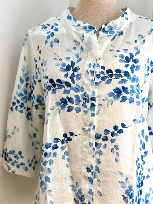 Linneblus vit med blå blad från BlueBerry 2