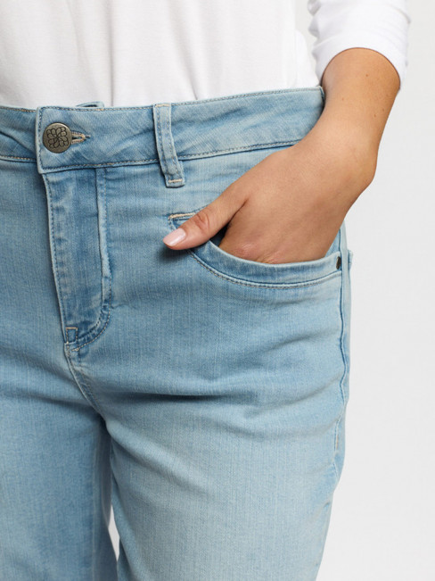 Jeans Bekke ljus denim från 2-BIZ 2