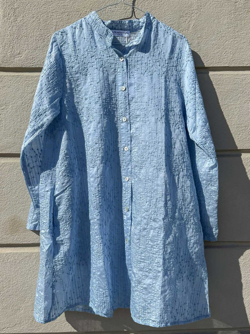 Tunika sky med broderi från Blueberry