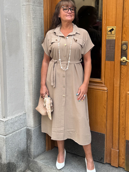 Klänning Anki Taupe 2