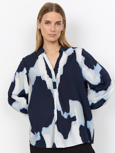 Blus Gladis marin från SoyaConcept