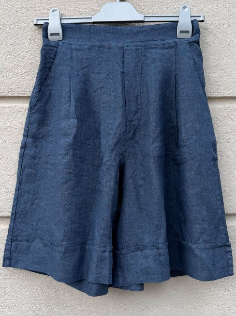 Linneshorts blå från Blueberry