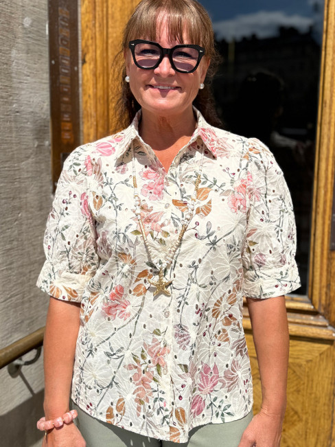 Blus Geddi Creme från SoyaConcept