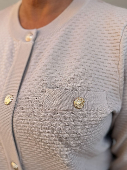 Mönsterstickad "Chanel"-kofta beige från Micha 2