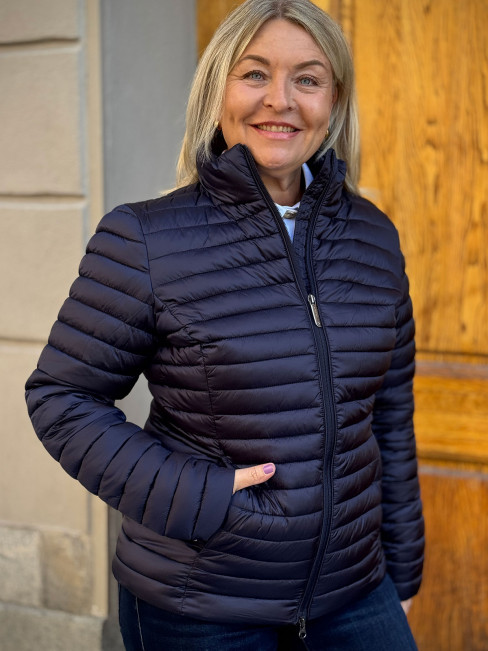 Täckjacka Marin från Luhta