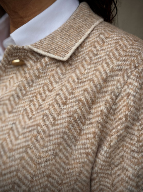Finstickad kofta Kosmos beige från Bianca 2