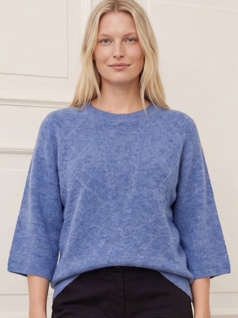 Stickad tröja Anna Bluish från Isay