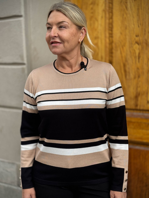 Finstickad tröja Nougat/svart/vit från Micha