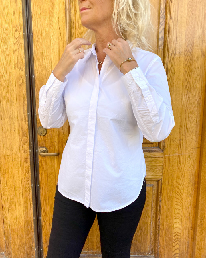 Skjorta Bellis Classic Vit från Isay