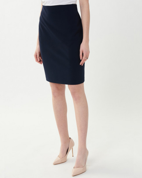 Stilren pennkjol i skön stretchig kvalitet från Joseph Ribkoff. 2